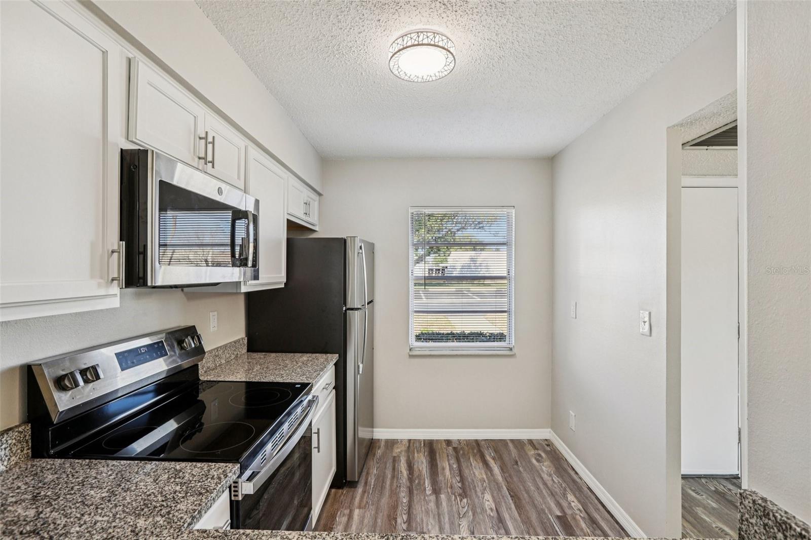 Image 16 of 36 For 11120 Carriage Hill Drive 1