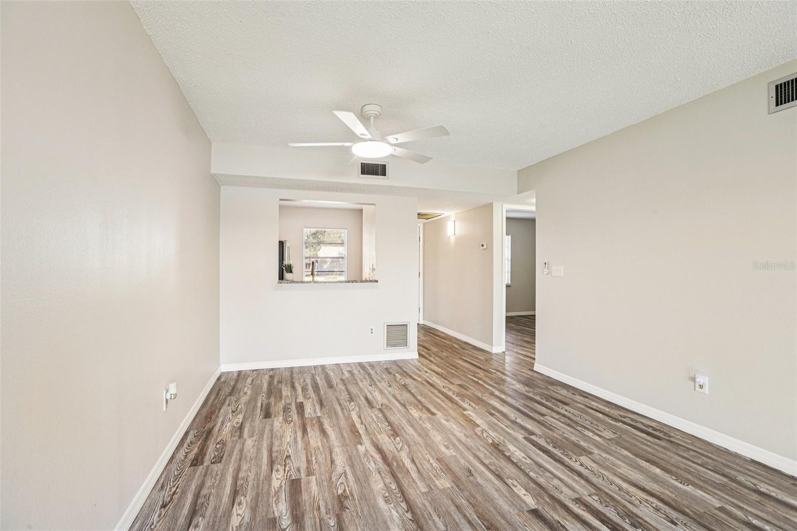 Image 9 of 36 For 11120 Carriage Hill Drive 1