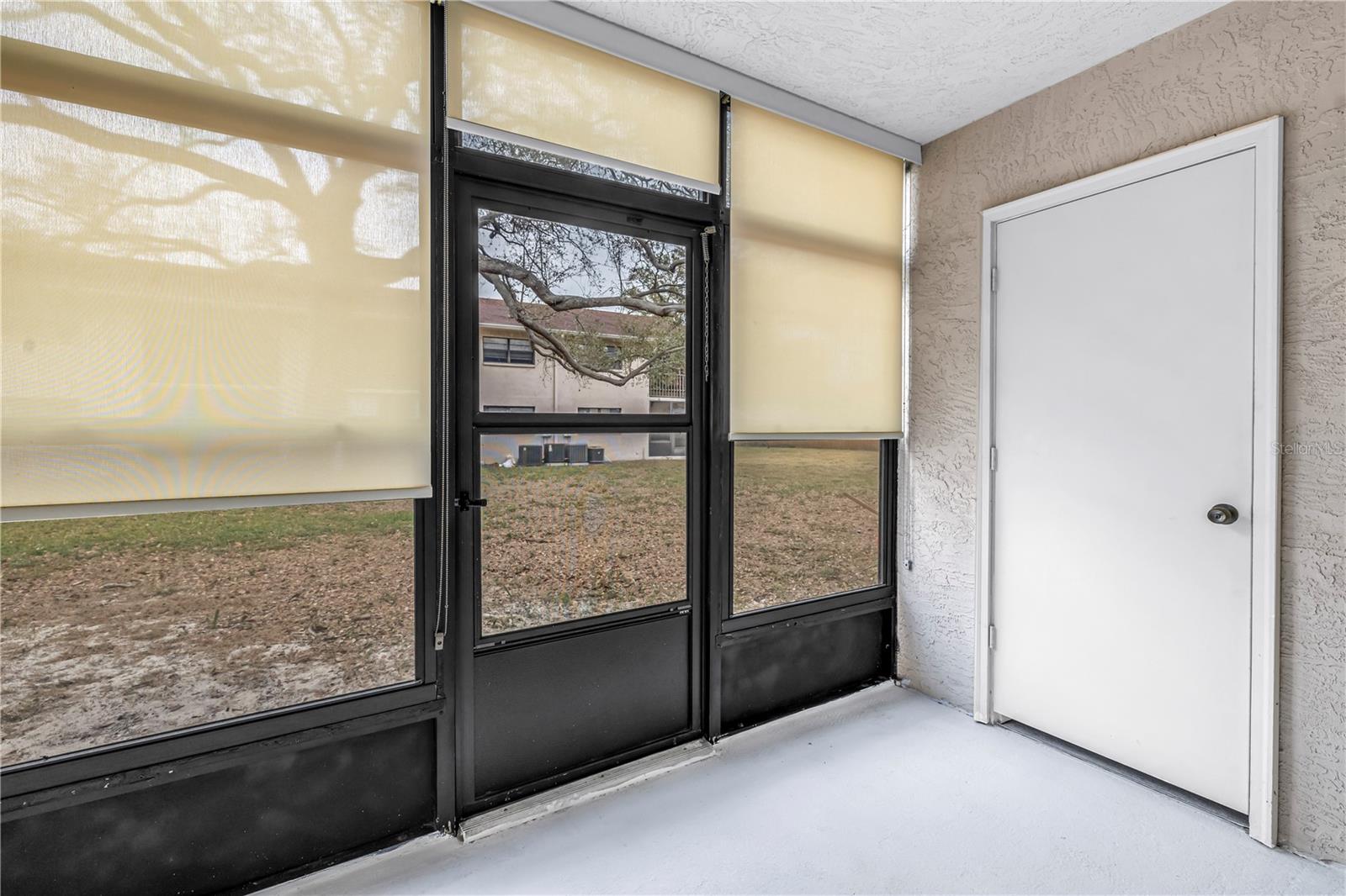 Image 17 of 29 For 2255 62nd Avenue N 2102