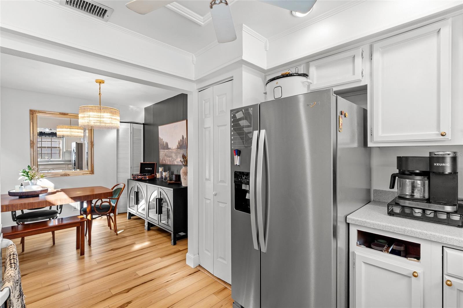 Image 11 of 37 For 5768 Calais Boulevard N 2