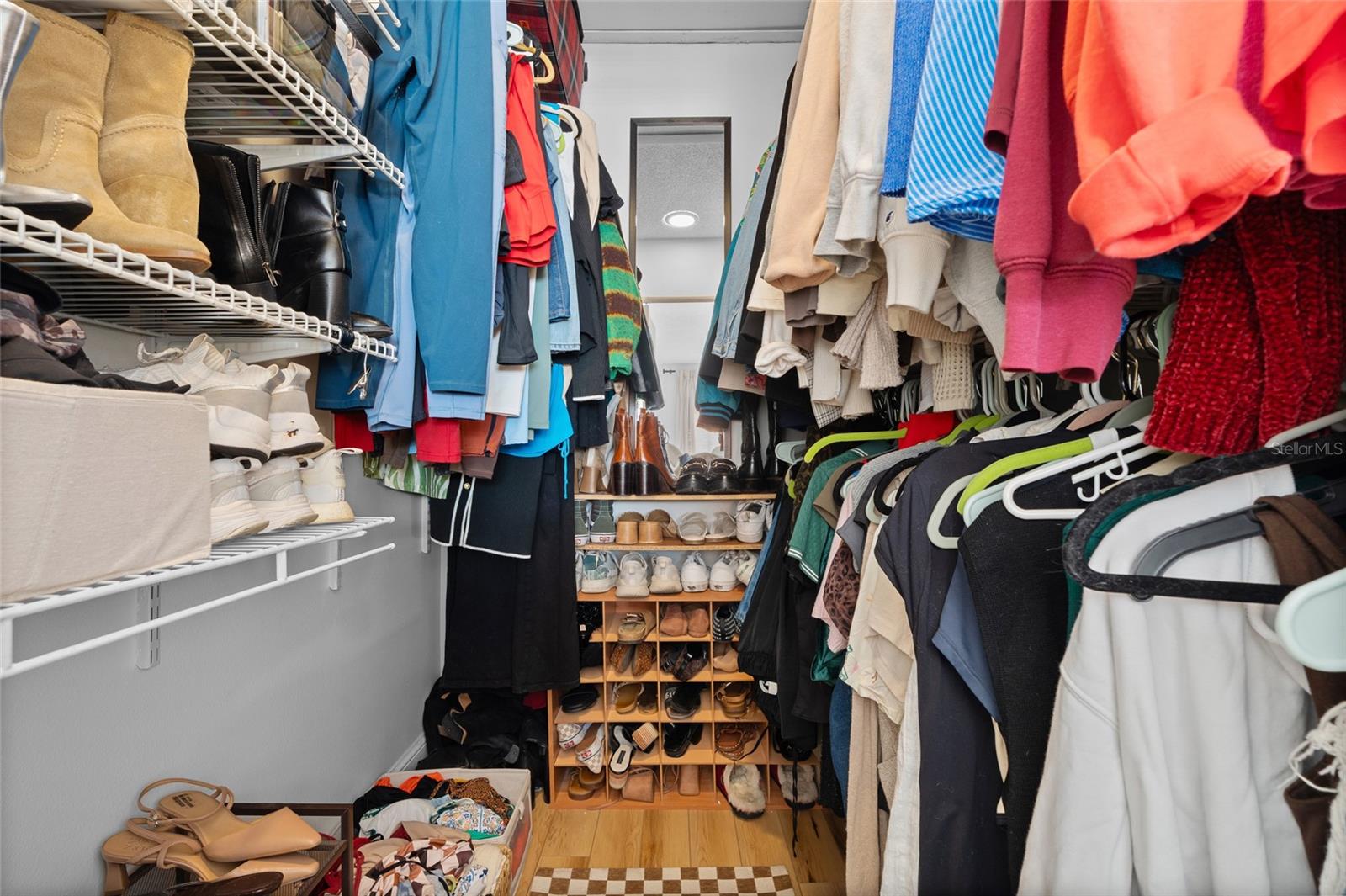 Image 24 of 37 For 5768 Calais Boulevard N 2