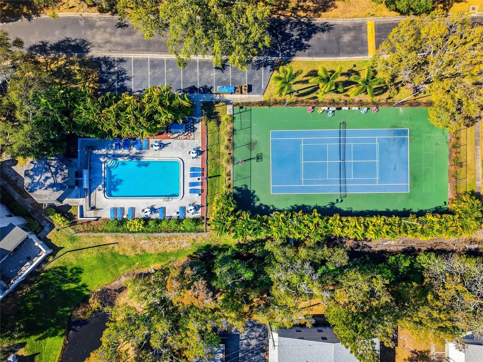 Image 37 of 37 For 5768 Calais Boulevard N 2