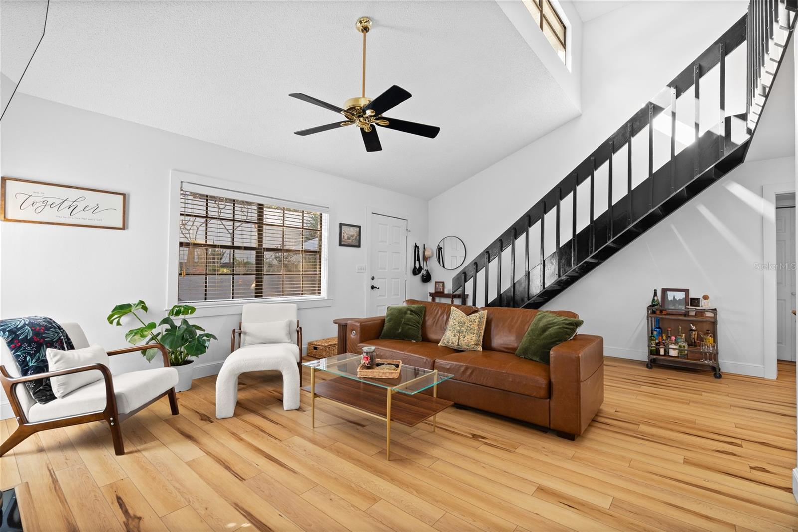 Image 6 of 37 For 5768 Calais Boulevard N 2