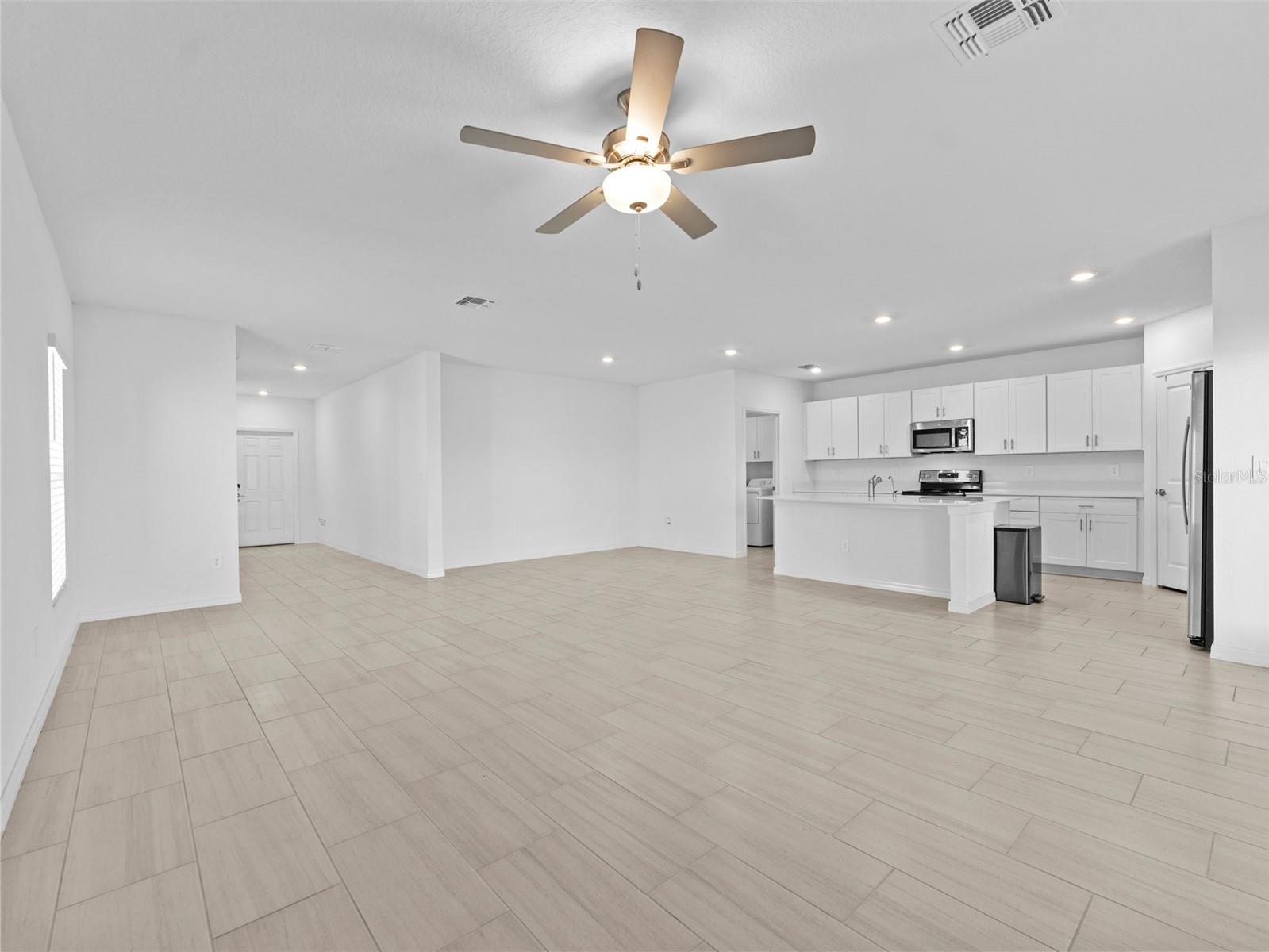 Image 2 of 16 For 11628 Radiant Shore Loop