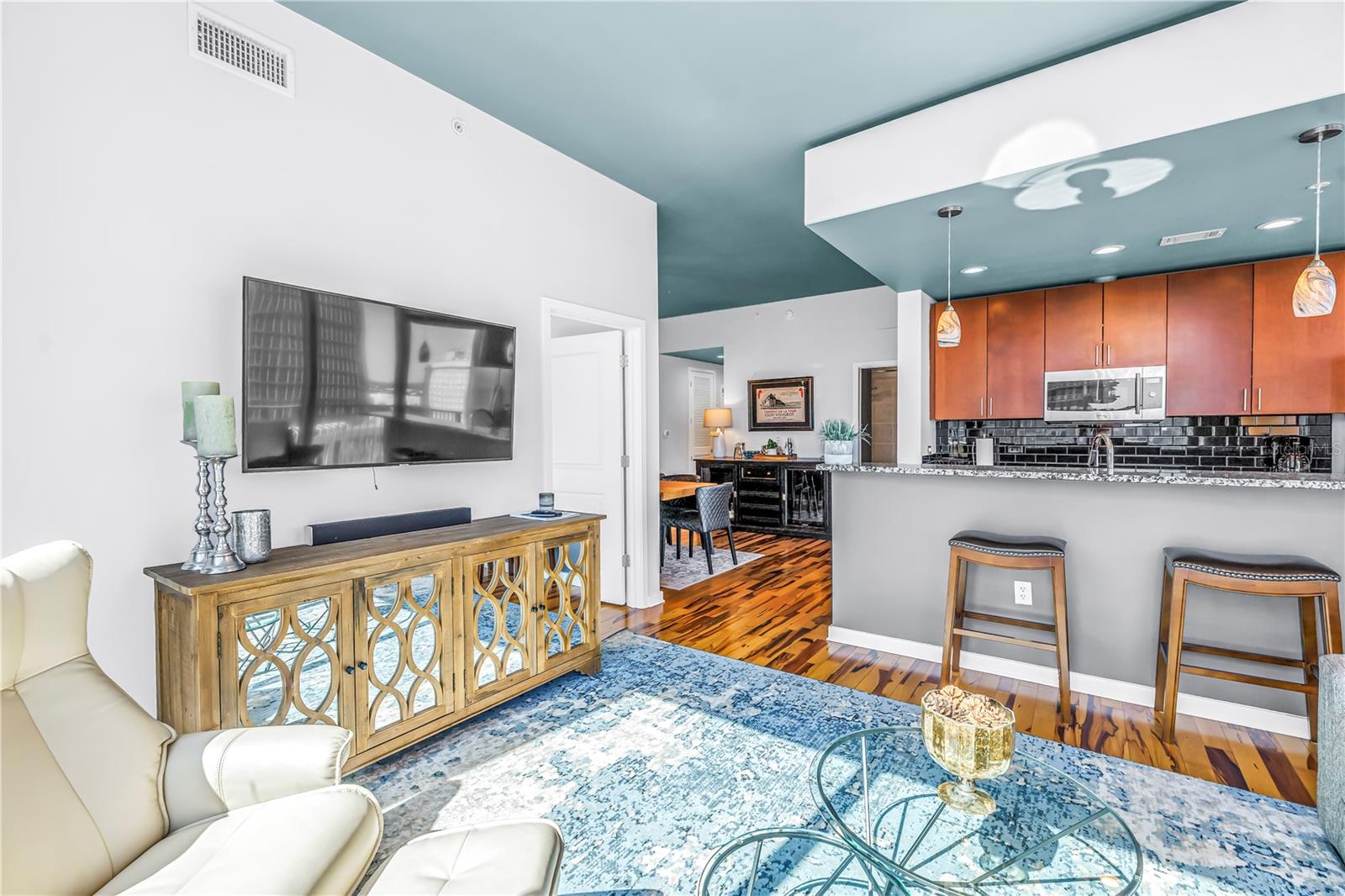 Image 14 of 77 For 777 Ashley Drive 1614