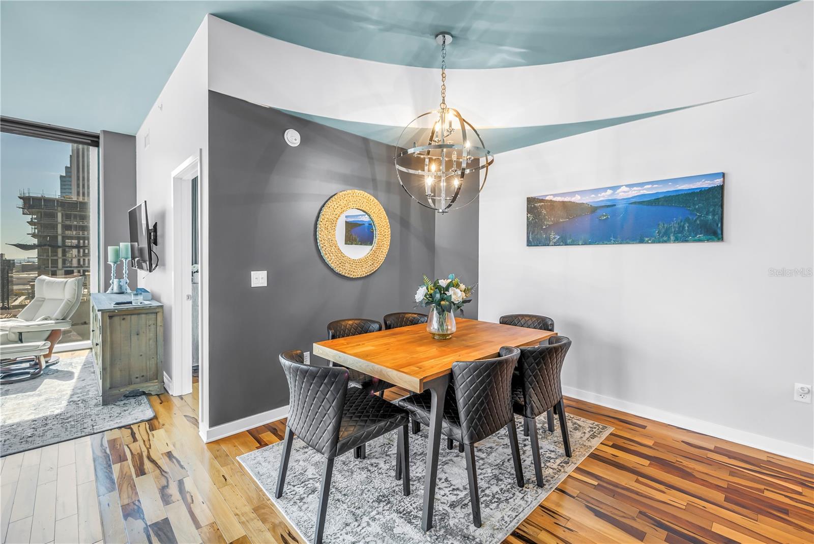 Image 24 of 77 For 777 Ashley Drive 1614