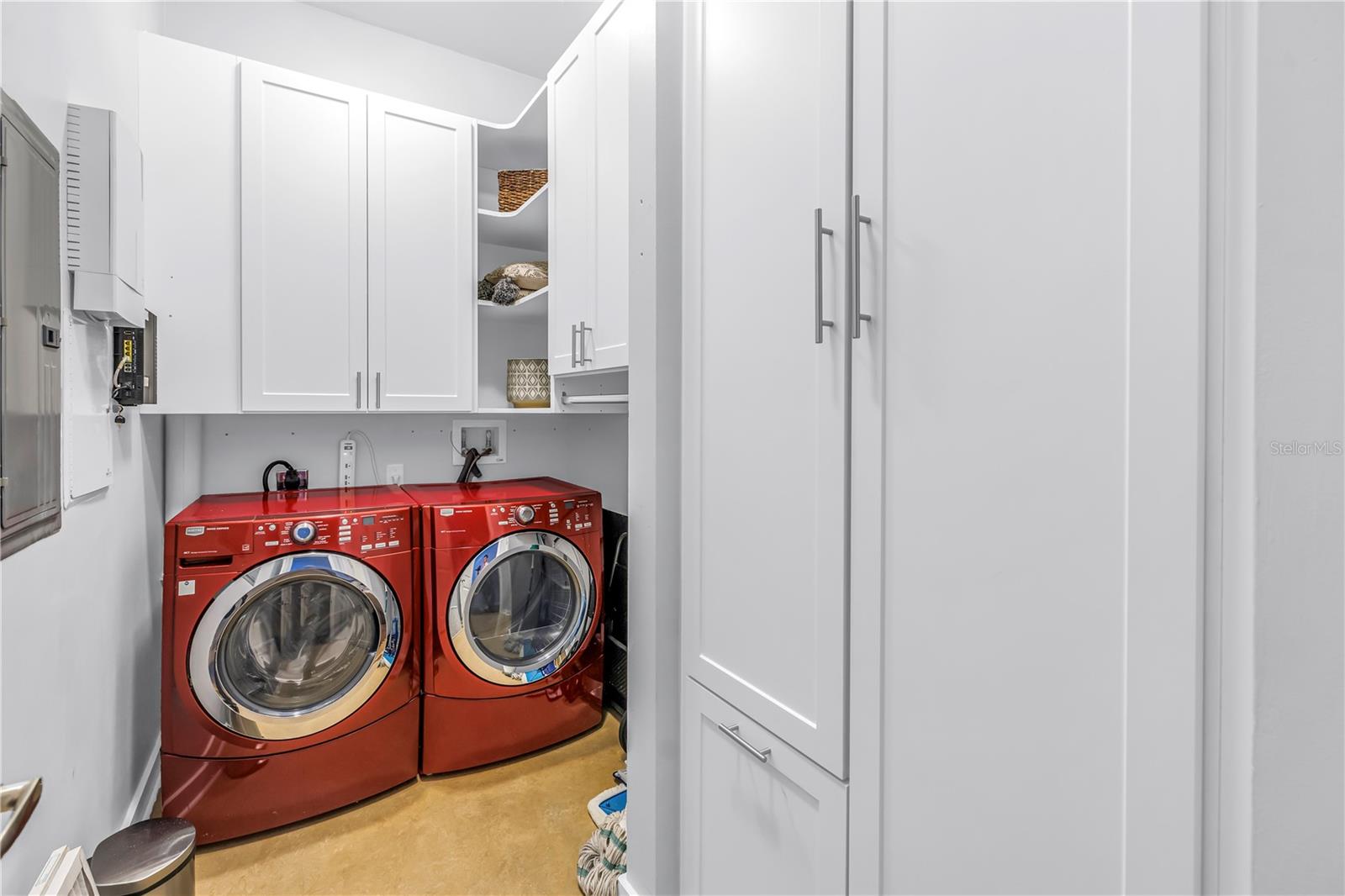 Image 29 of 77 For 777 Ashley Drive 1614