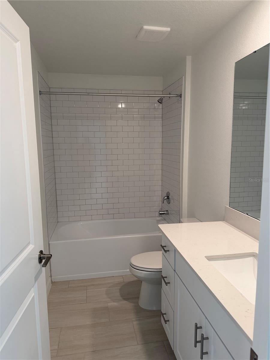 Image 10 of 37 For 1629 Tropical Oasis Avenue