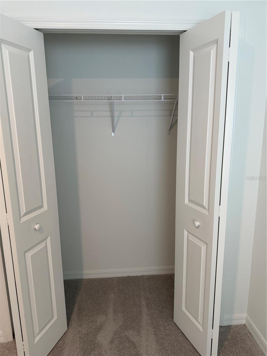 Image 13 of 37 For 1629 Tropical Oasis Avenue