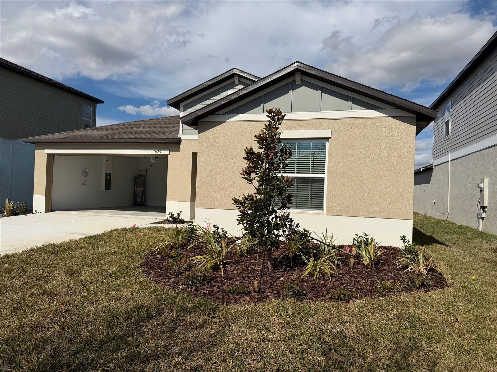 Image 2 of 37 For 1629 Tropical Oasis Avenue