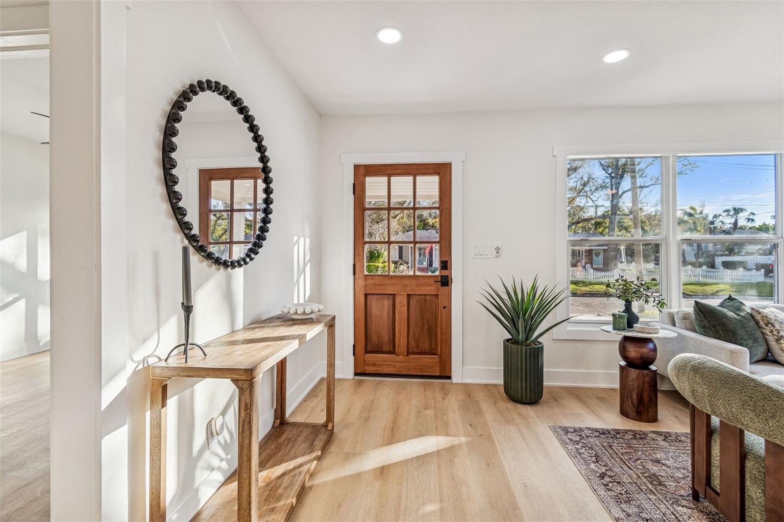 Image 12 of 56 For 3511 Barcelona Street