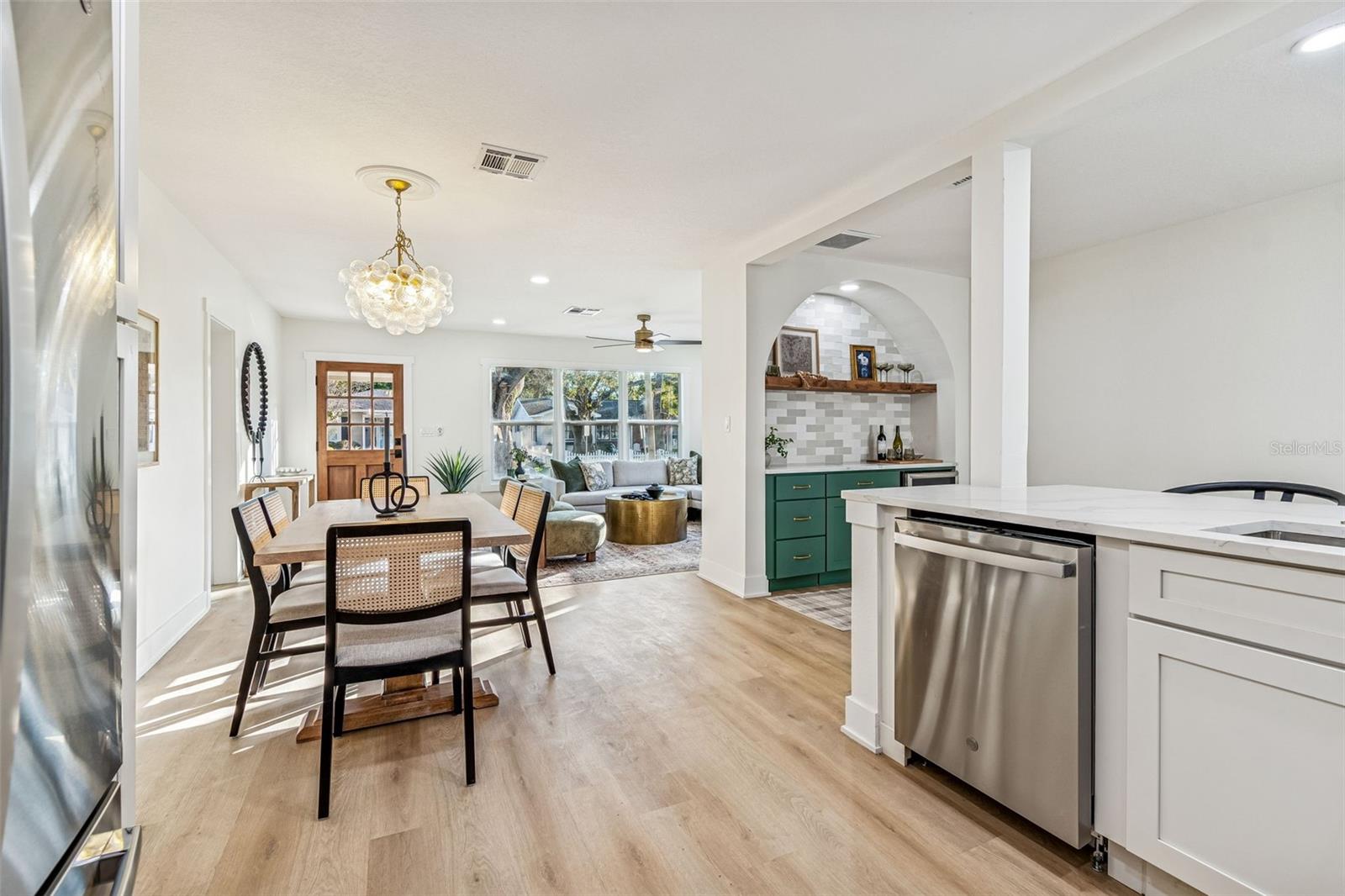 Image 28 of 56 For 3511 Barcelona Street