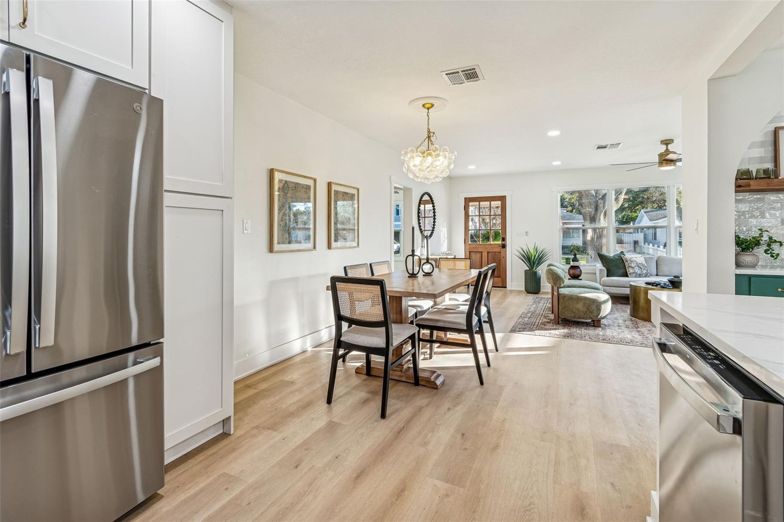 Image 29 of 56 For 3511 Barcelona Street