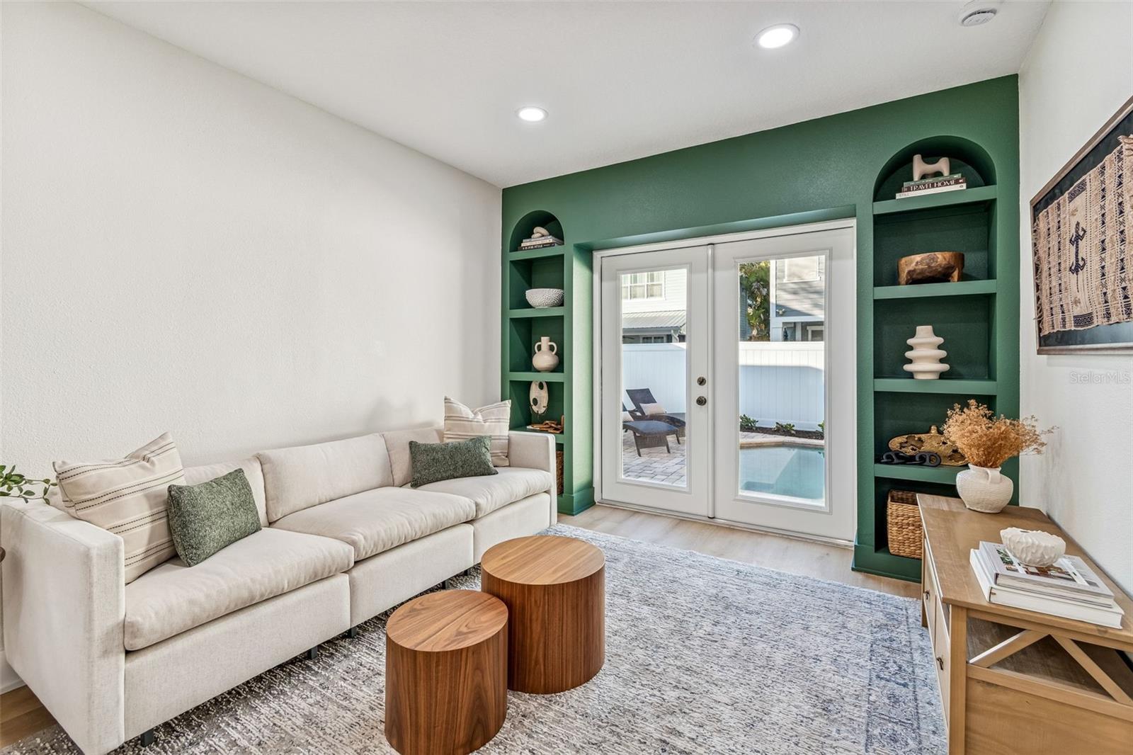 Image 36 of 56 For 3511 Barcelona Street