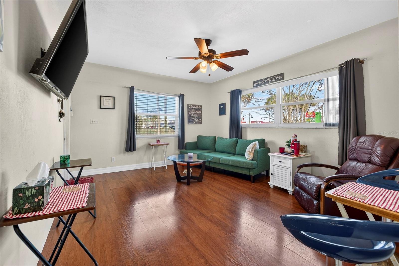 Image 3 of 24 For 1142 62nd Avenue N