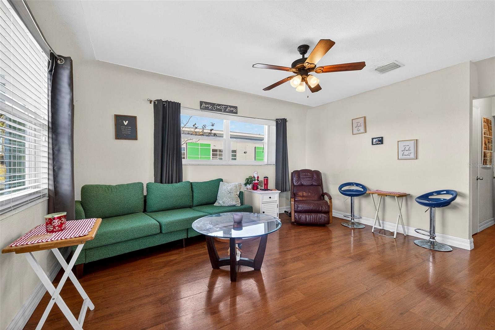 Image 4 of 24 For 1142 62nd Avenue N