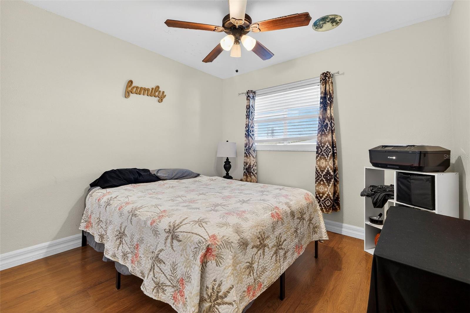 Image 7 of 24 For 1142 62nd Avenue N