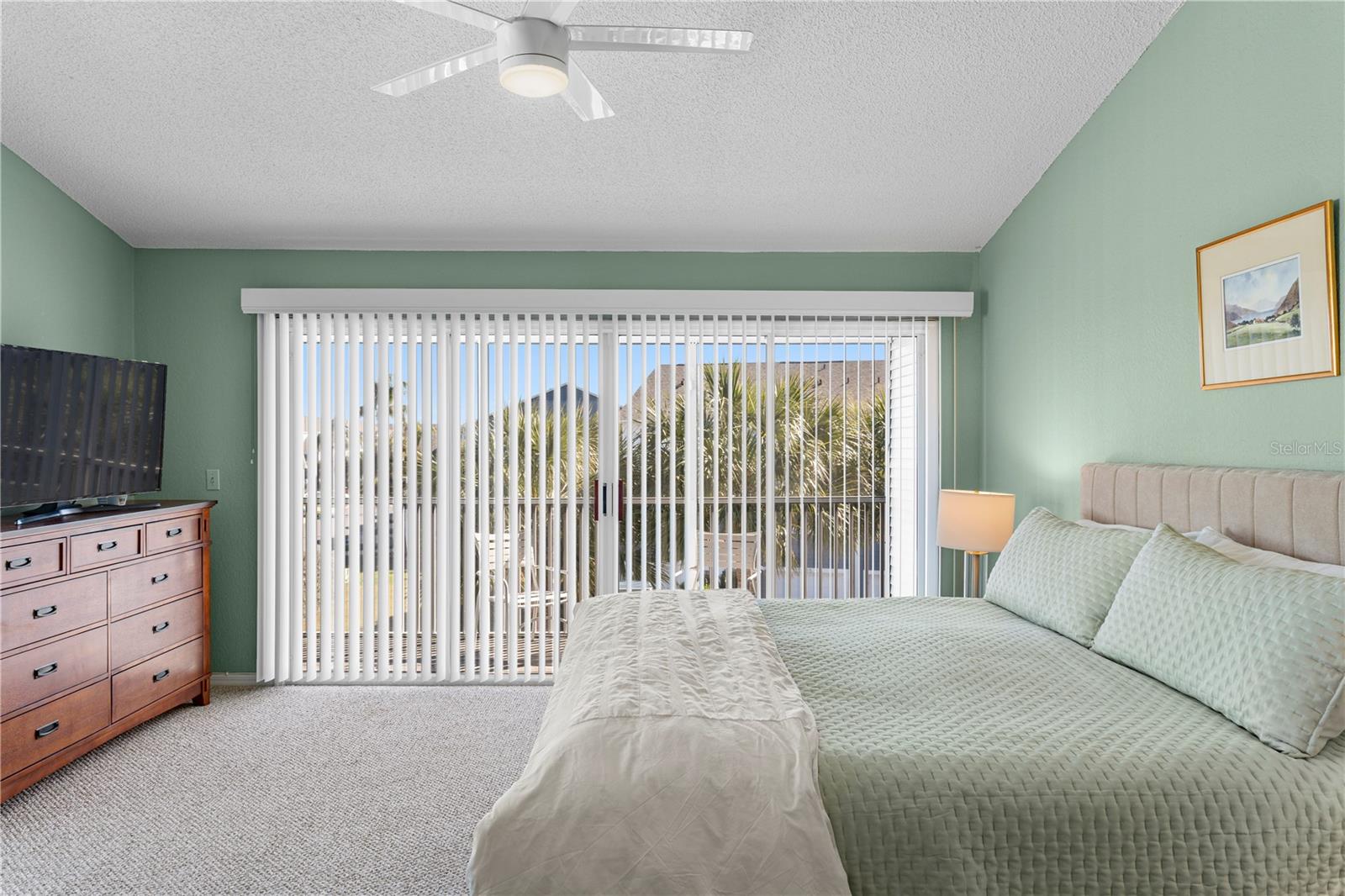 Image 15 of 28 For 911 Harbour House Drive