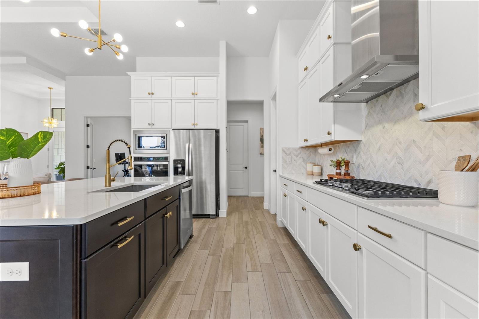 Image 13 of 67 For 4058 Tour Trace