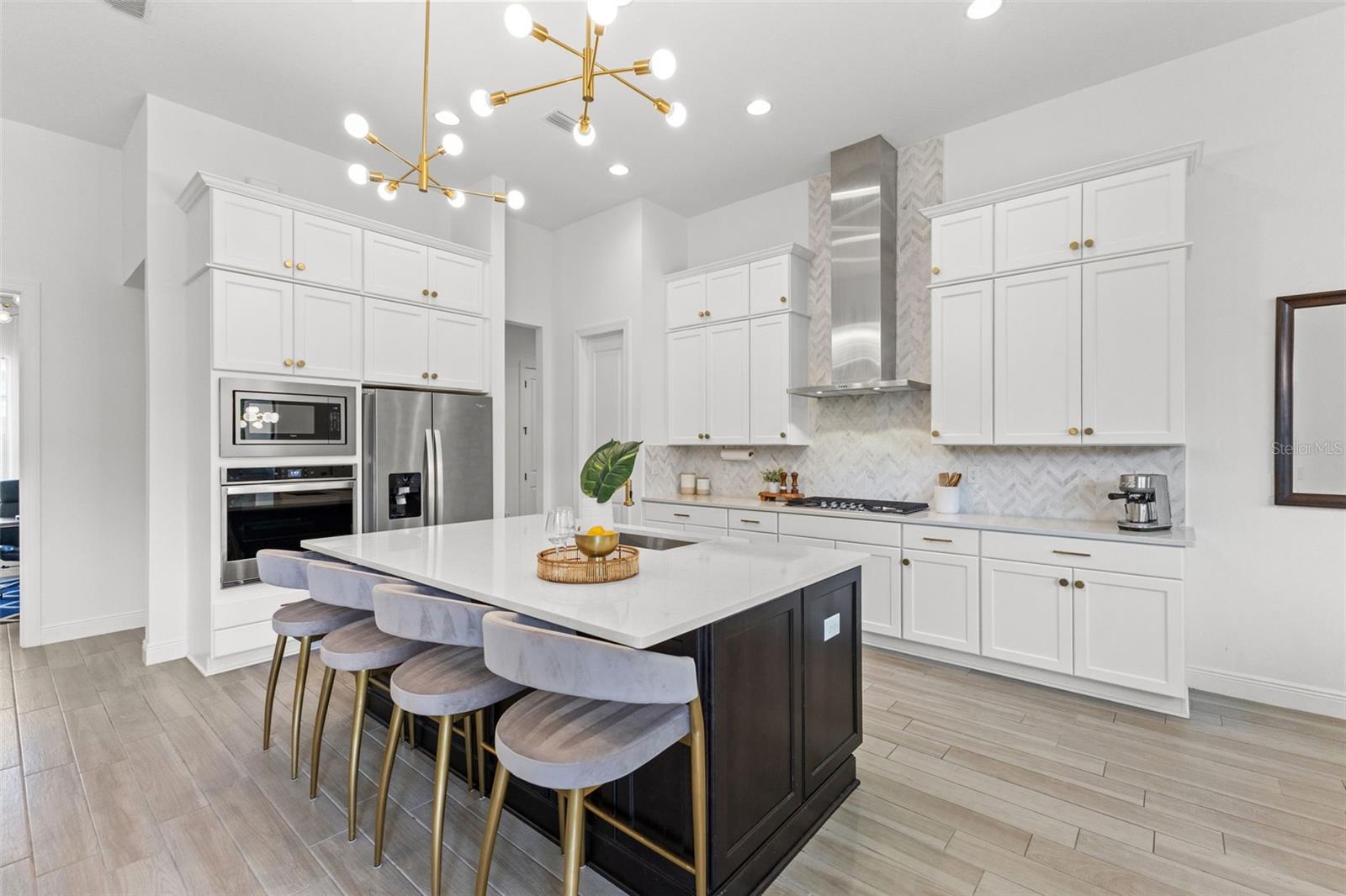 Image 14 of 67 For 4058 Tour Trace