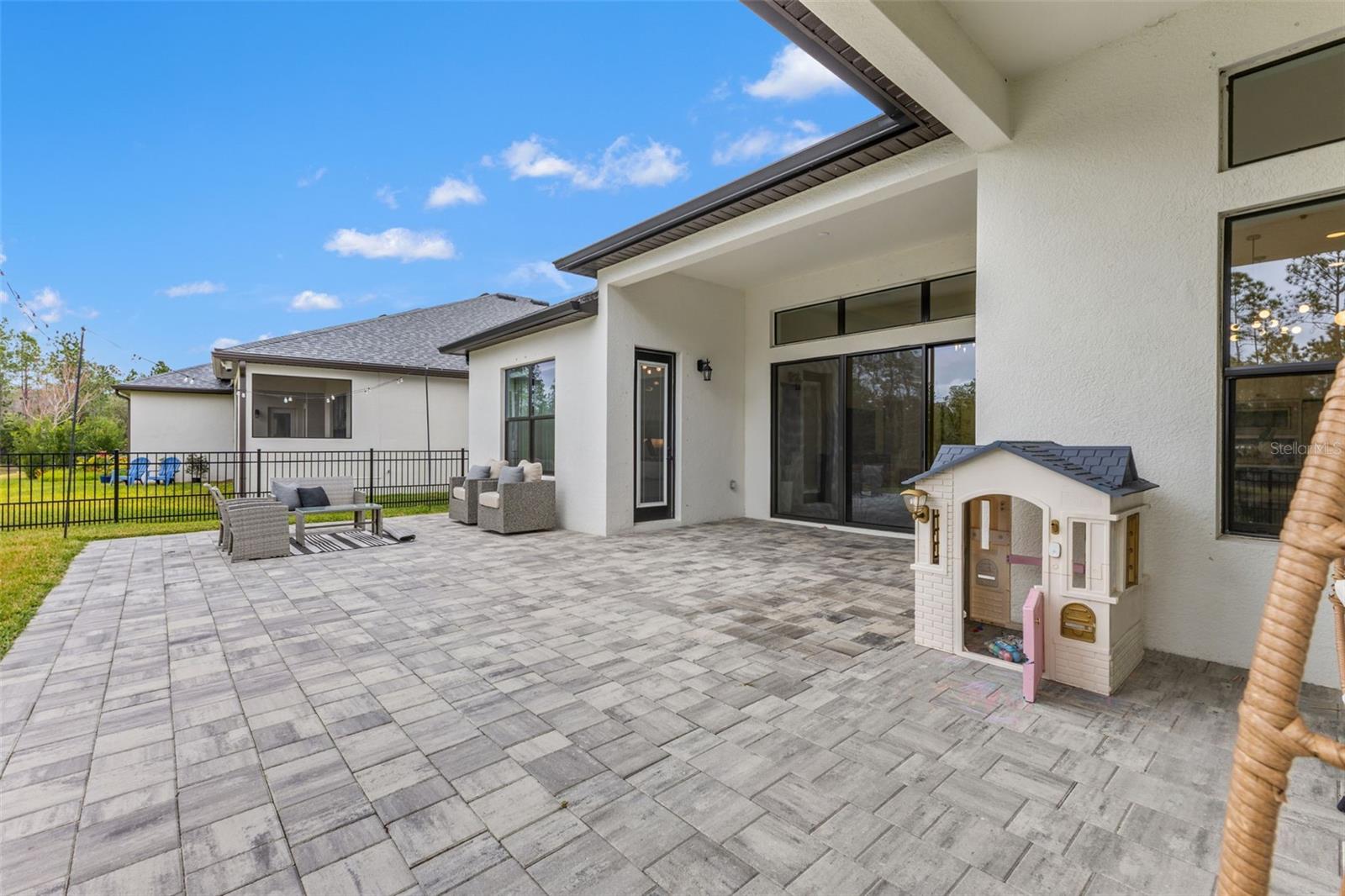 Image 43 of 67 For 4058 Tour Trace