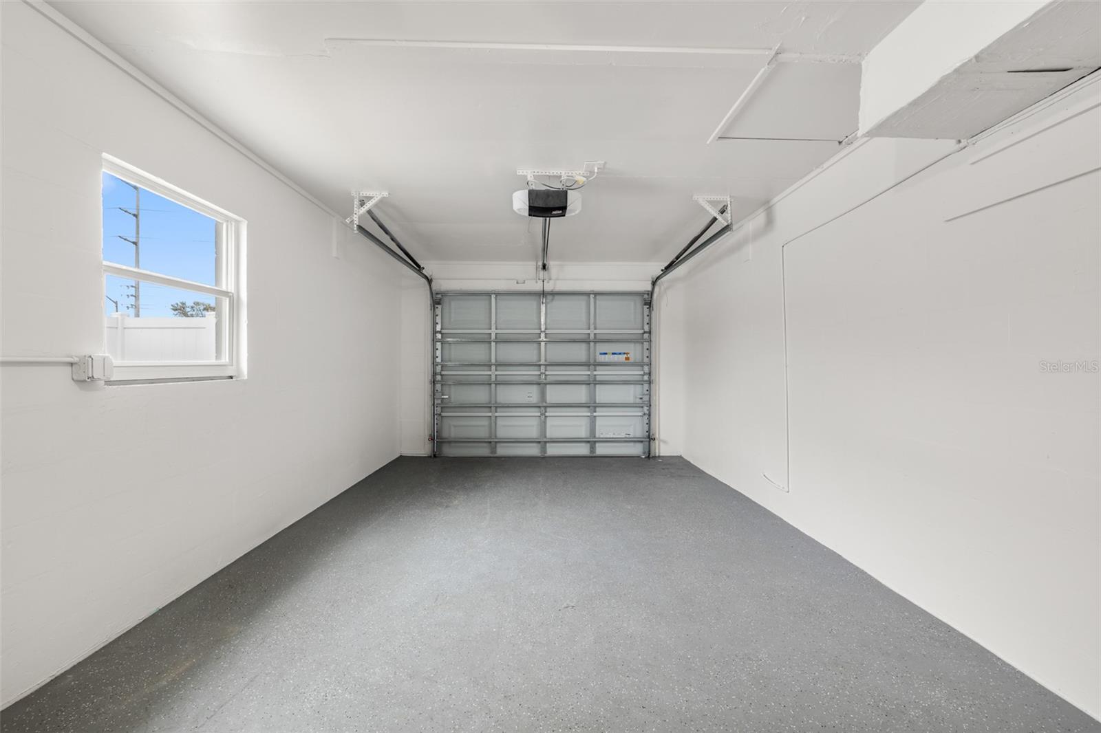 Image 31 of 33 For 5698 38th Avenue N