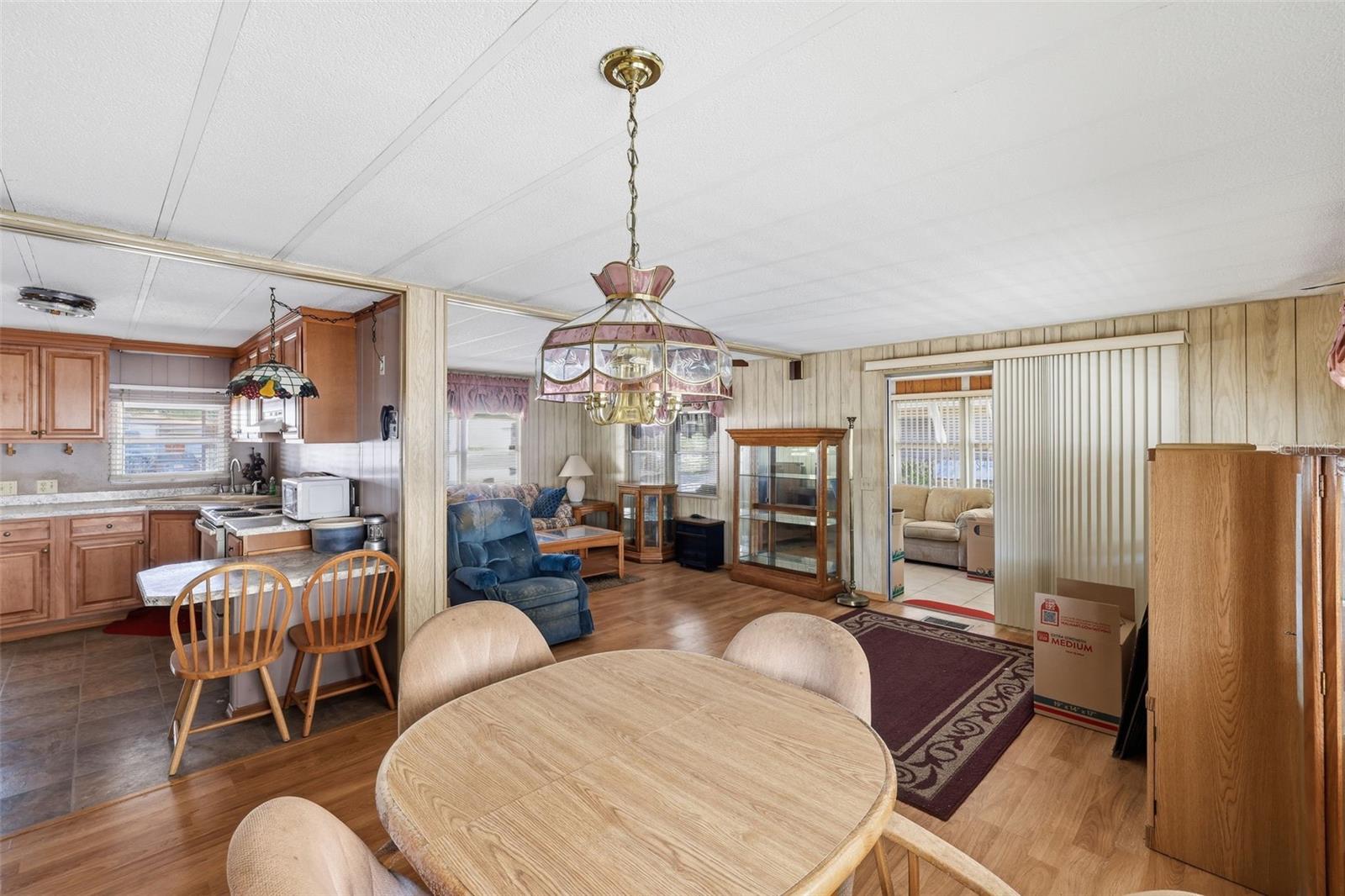 Image 7 of 33 For 6100 62nd Avenue N 61