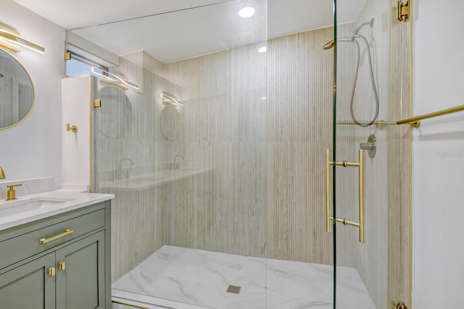 Image 18 of 28 For 711 19th Avenue S