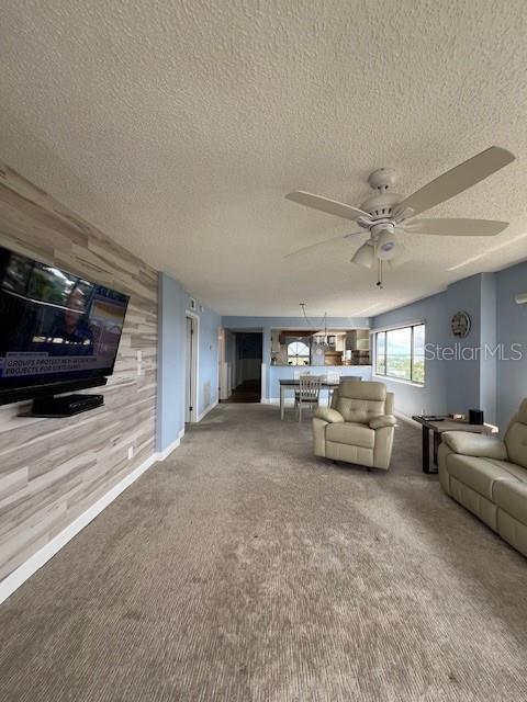 Image 18 of 48 For 650 Island Way 708