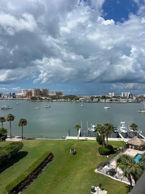 Image 29 of 48 For 650 Island Way 708