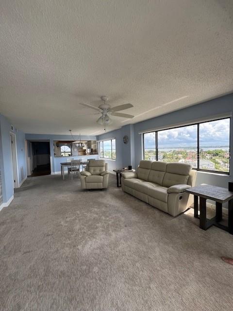 Image 31 of 48 For 650 Island Way 708