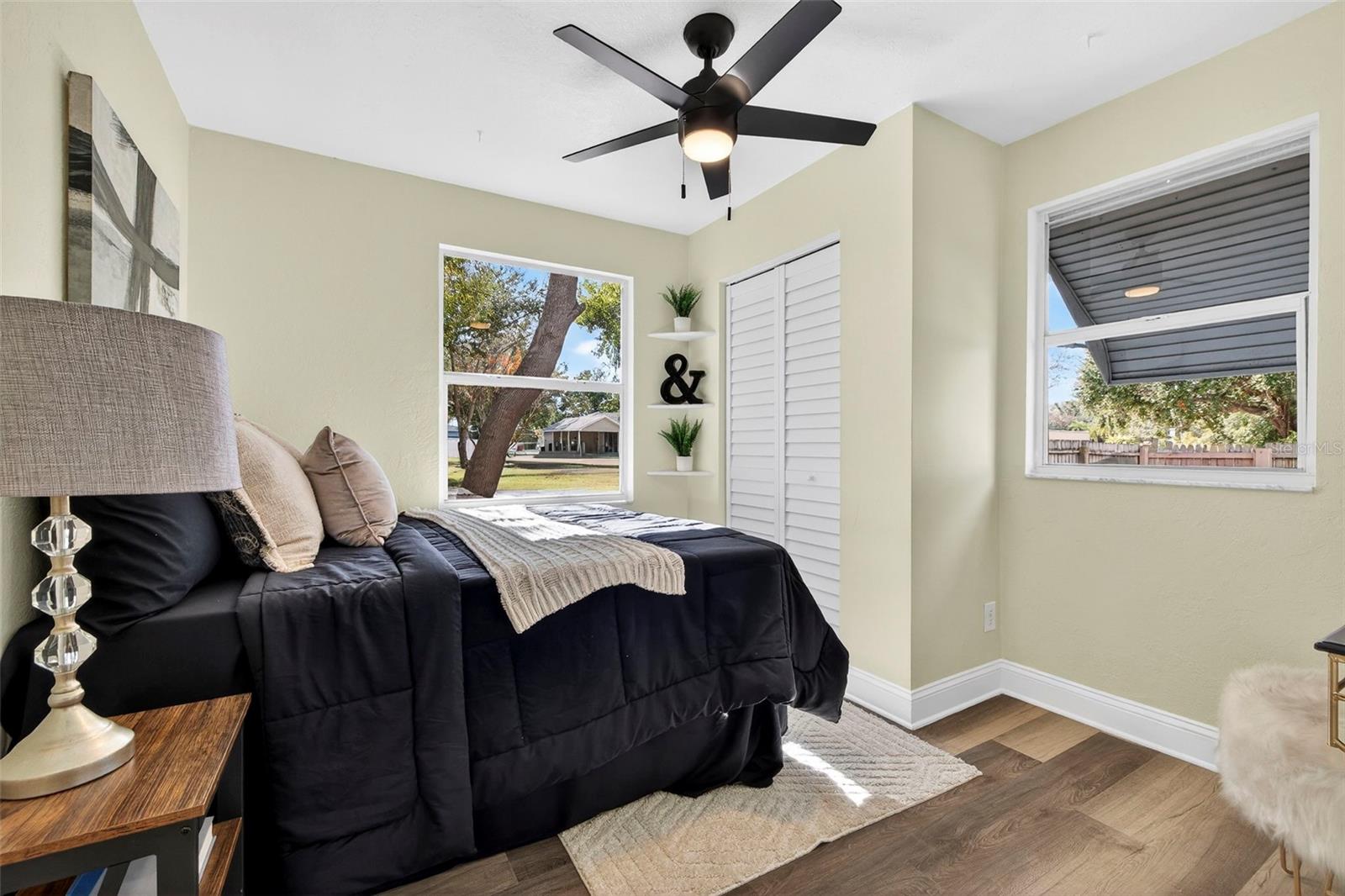 Image 24 of 41 For 4803 32nd Avenue N