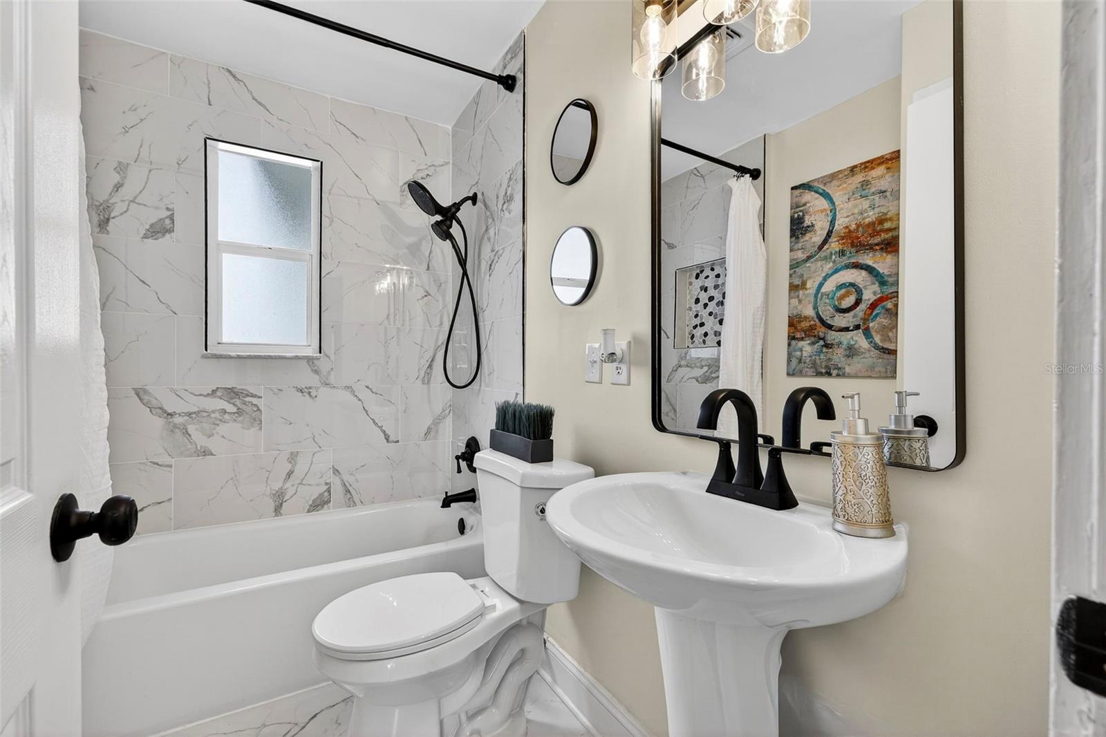 Image 25 of 41 For 4803 32nd Avenue N