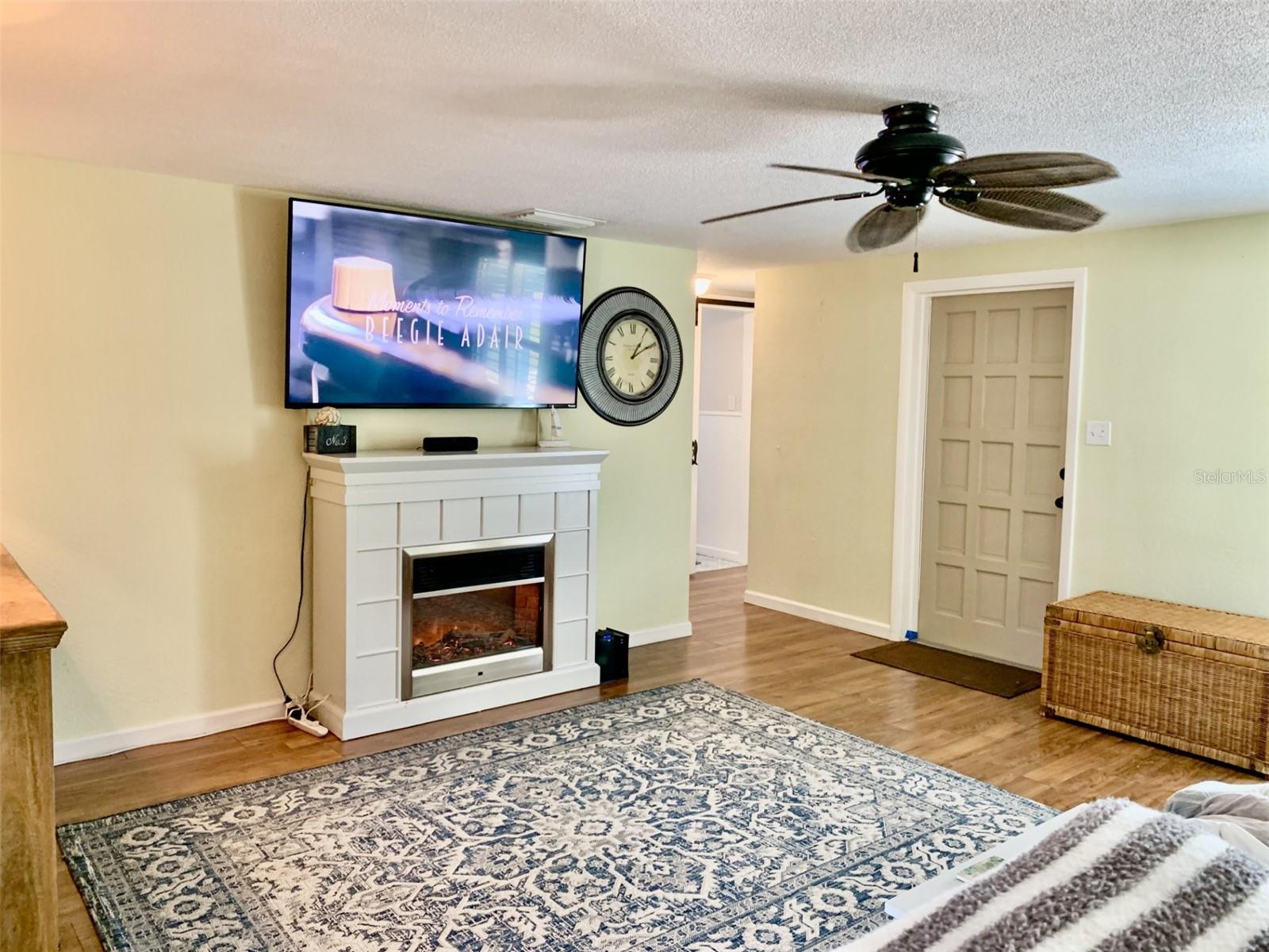 Image 10 of 34 For 4904 27th Avenue W