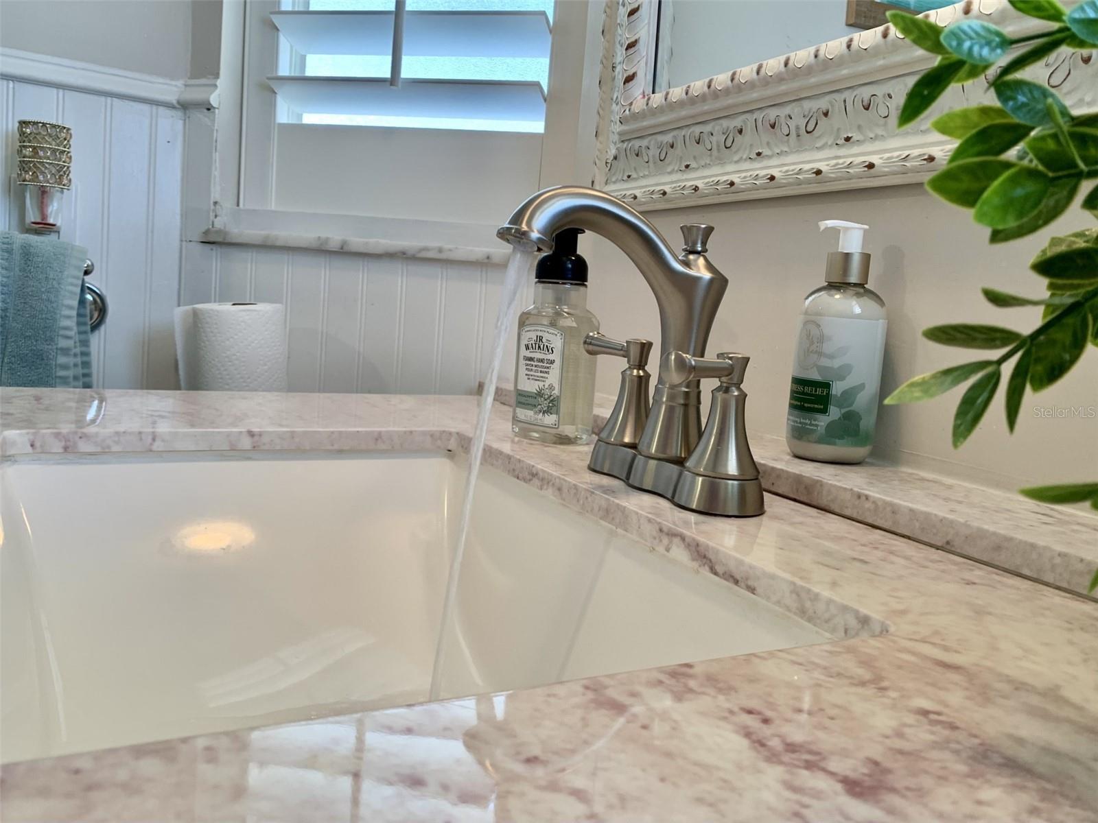 Image 15 of 34 For 4904 27th Avenue W