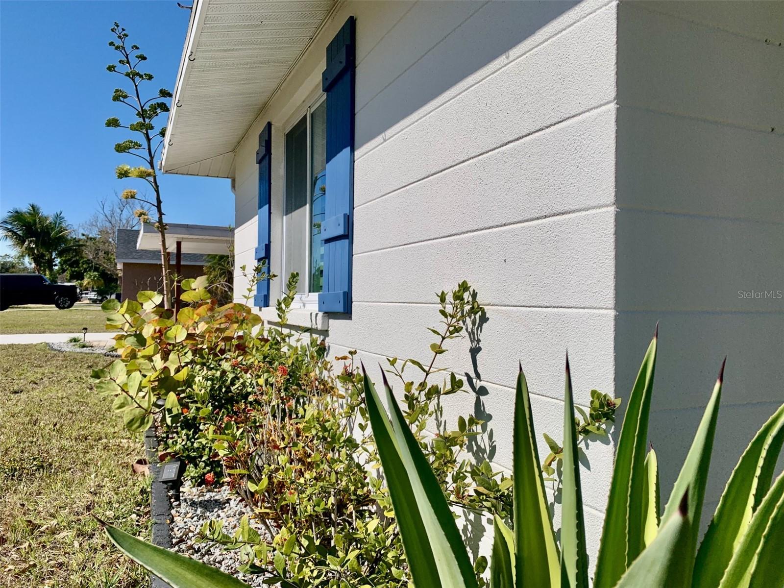 Image 28 of 34 For 4904 27th Avenue W