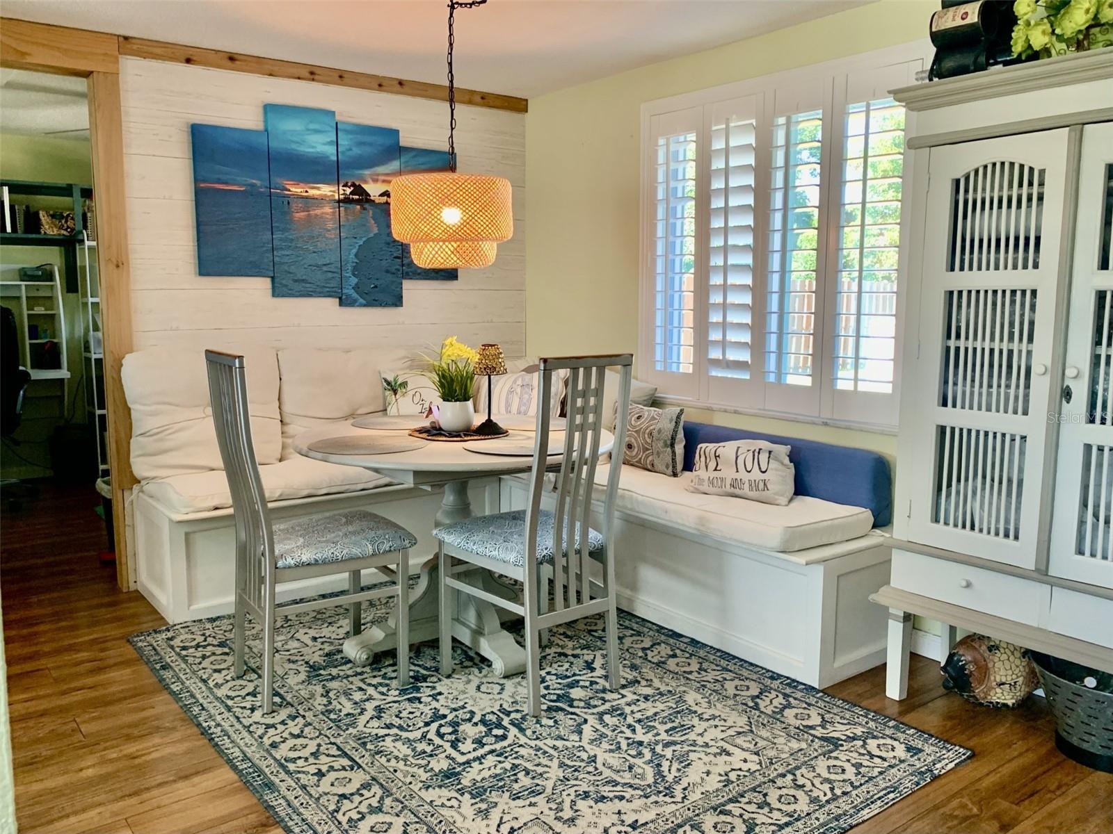 Image 5 of 34 For 4904 27th Avenue W