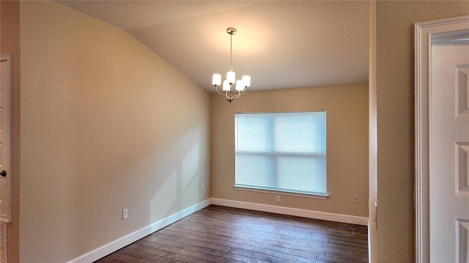 Image 14 of 71 For 5524 Ocean Breeze Drive