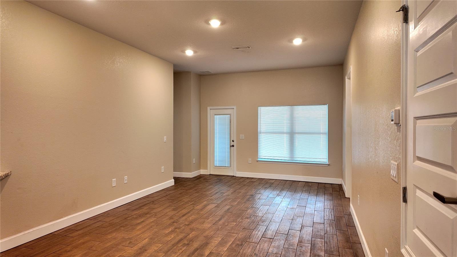 Image 15 of 71 For 5524 Ocean Breeze Drive