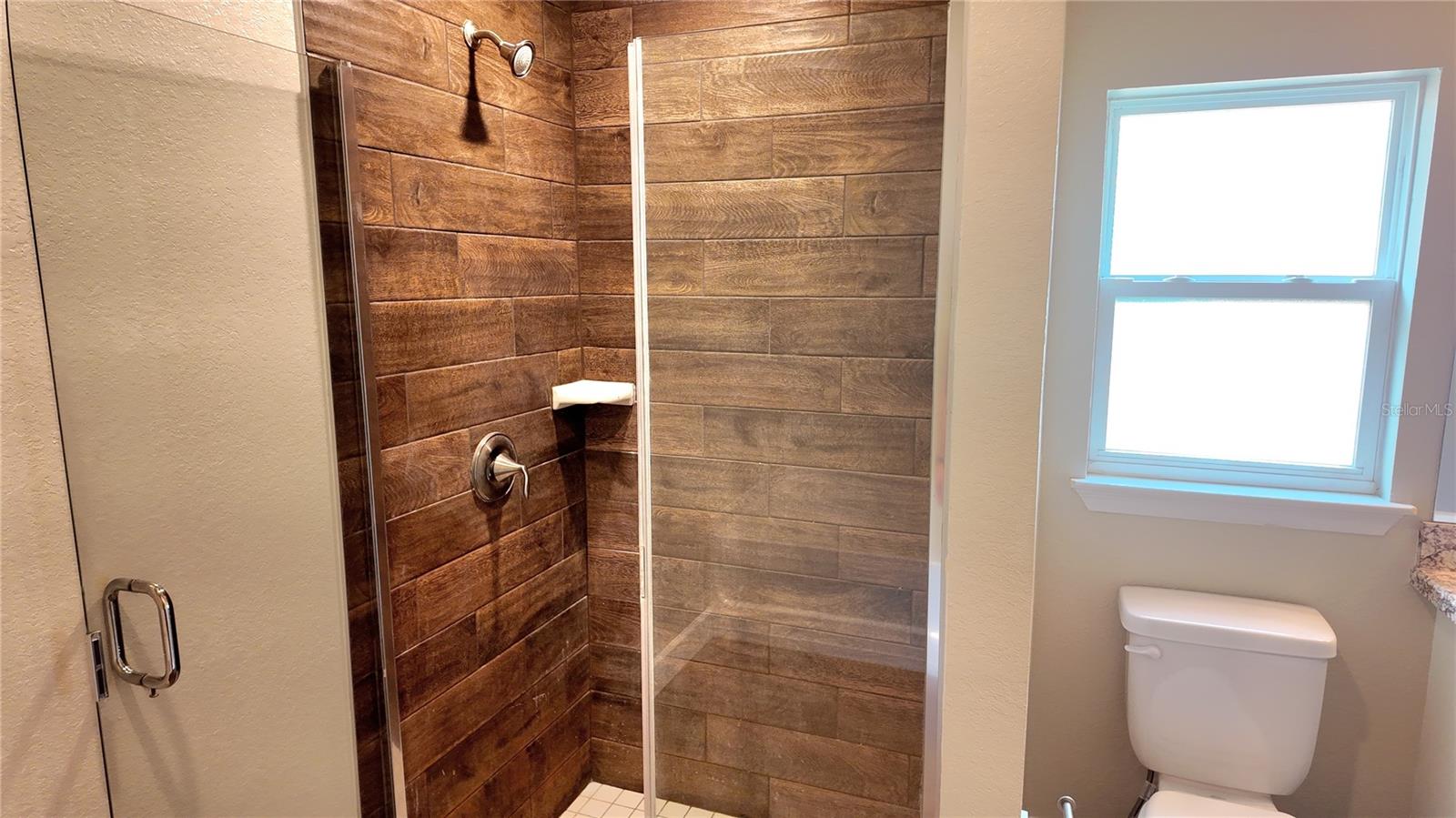 Image 23 of 71 For 5524 Ocean Breeze Drive