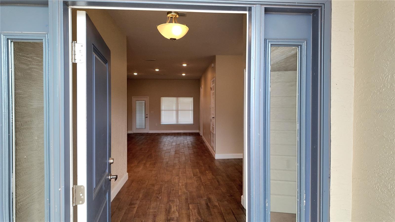 Image 3 of 71 For 5524 Ocean Breeze Drive