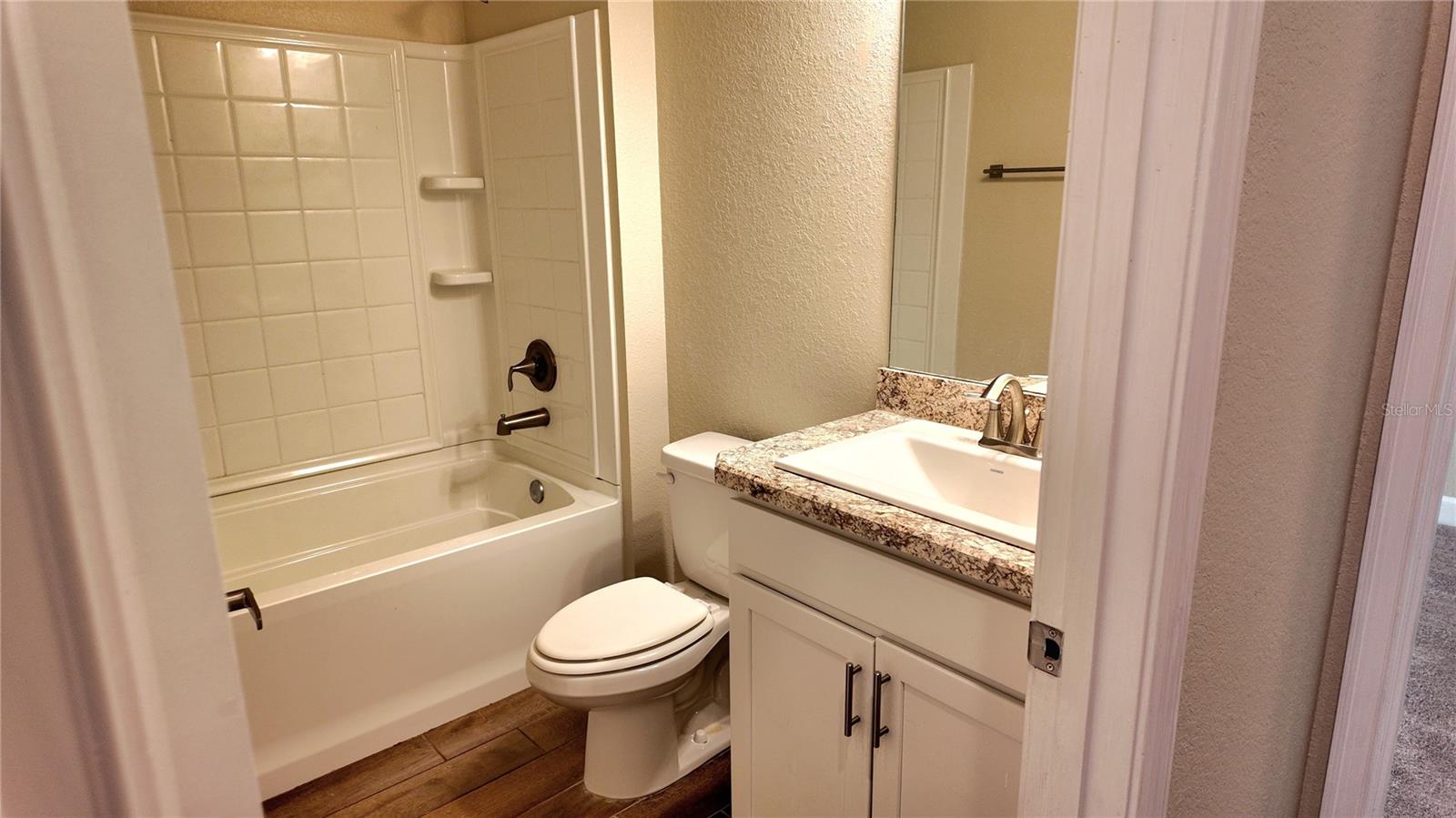 Image 39 of 71 For 5524 Ocean Breeze Drive