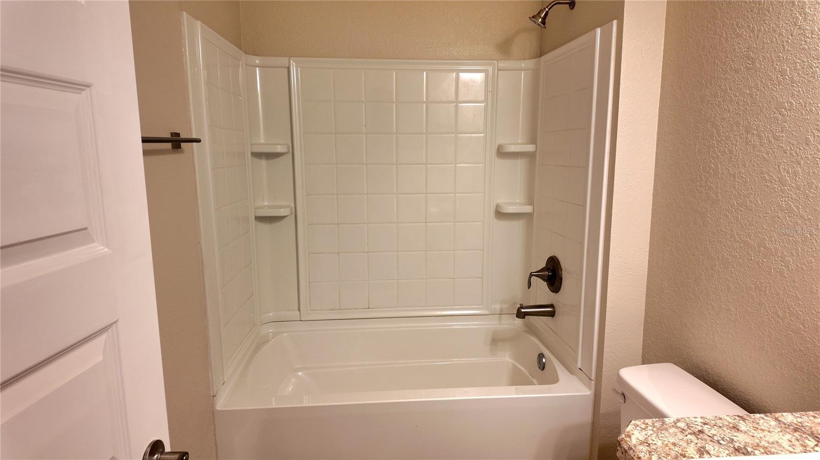 Image 43 of 71 For 5524 Ocean Breeze Drive