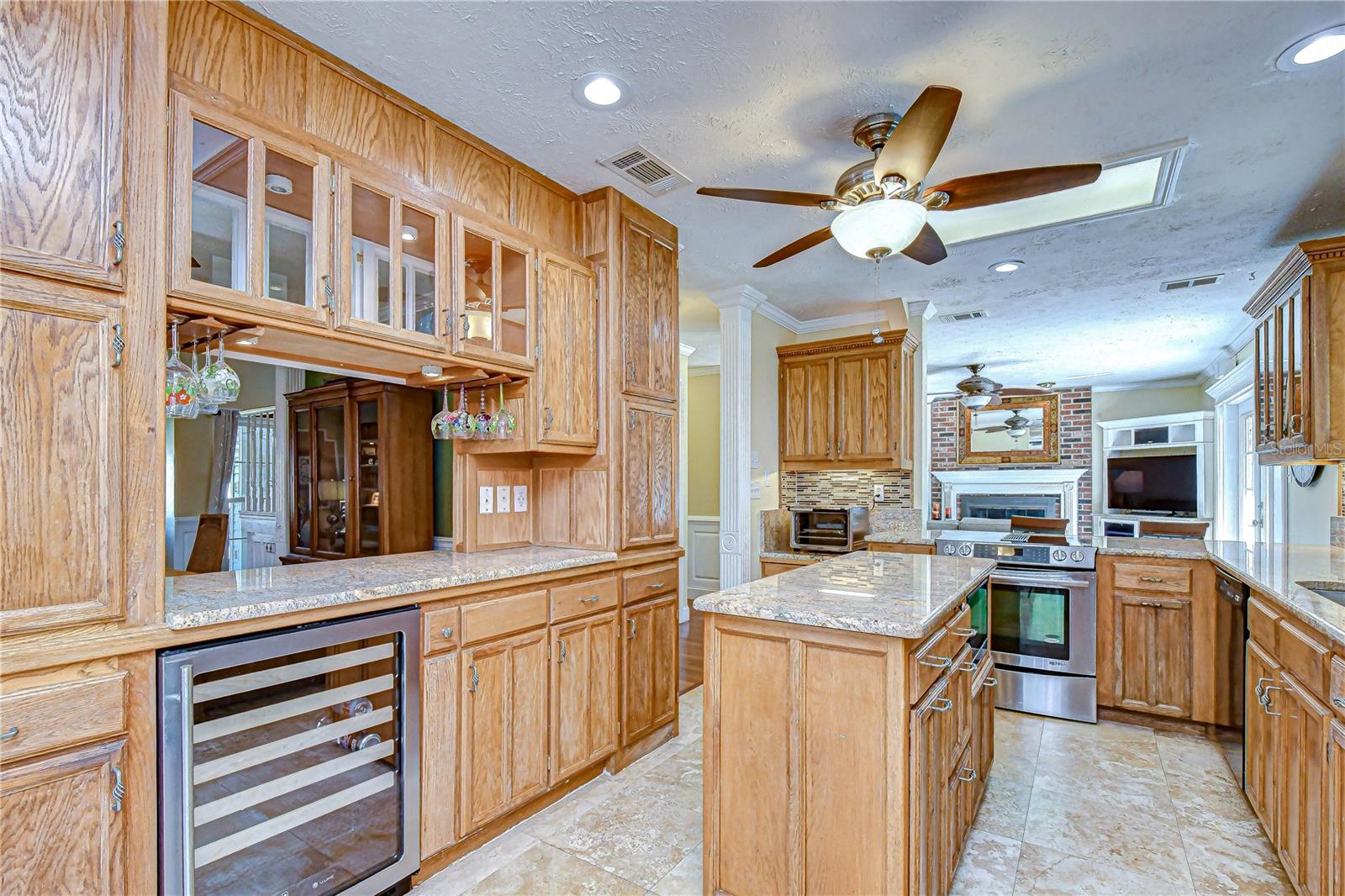 Image 12 of 57 For 5008 Country Hills Drive