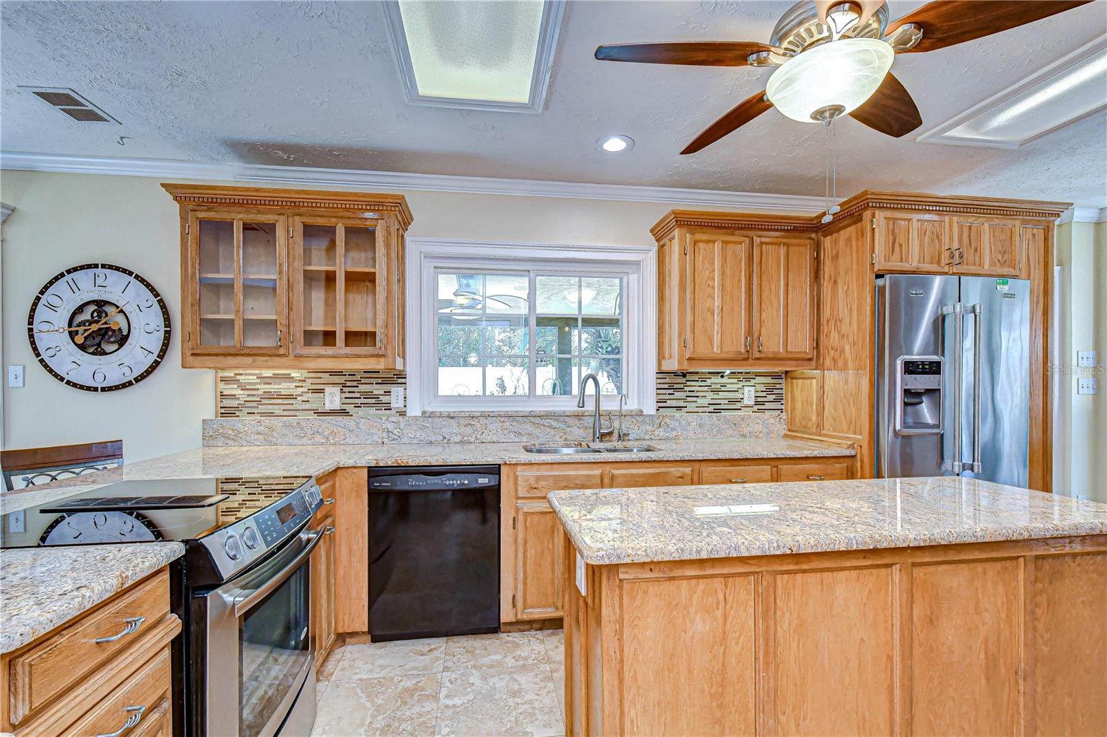 Image 17 of 57 For 5008 Country Hills Drive