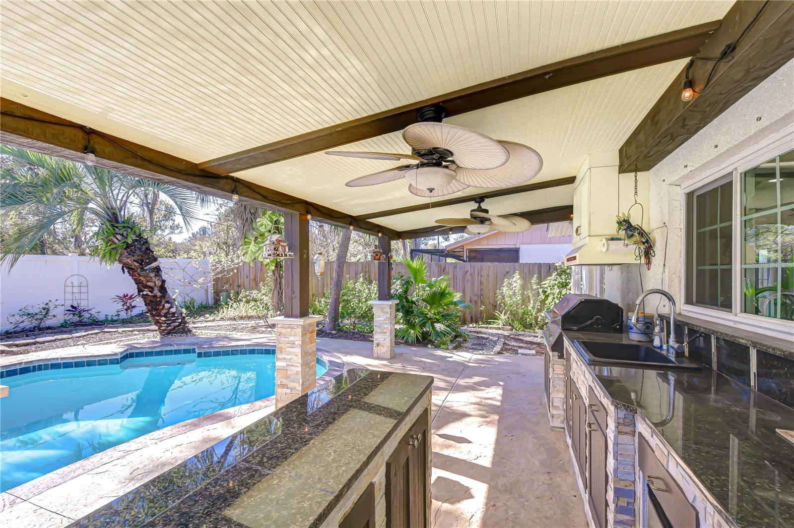 Image 25 of 57 For 5008 Country Hills Drive