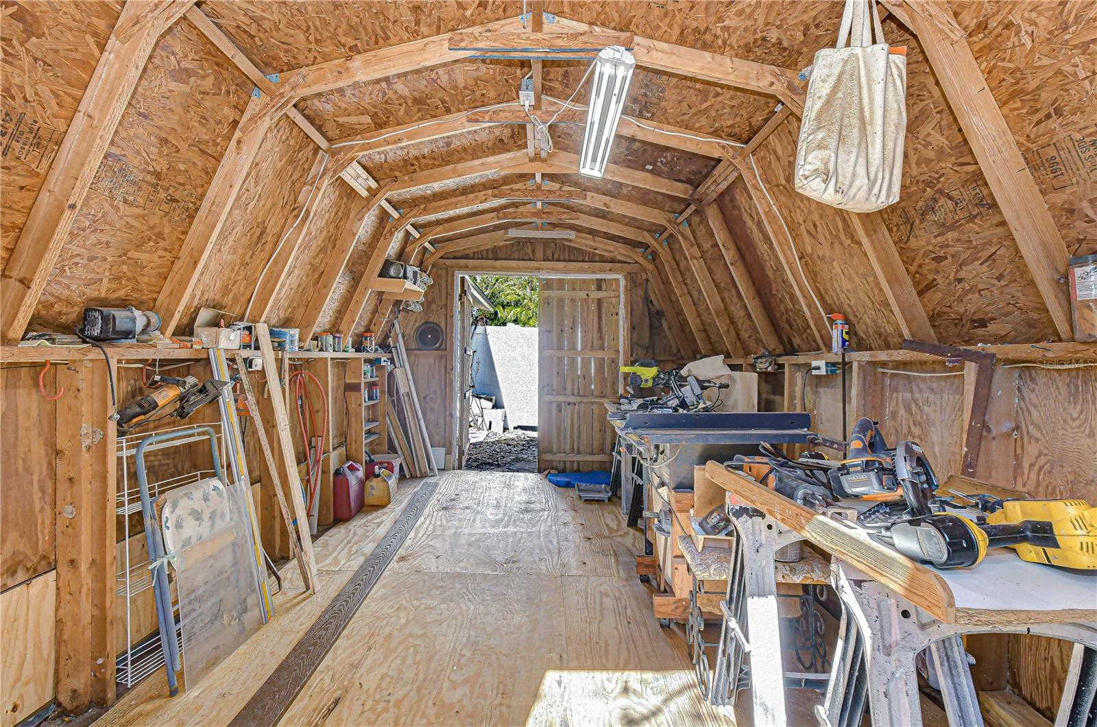 Image 34 of 57 For 5008 Country Hills Drive