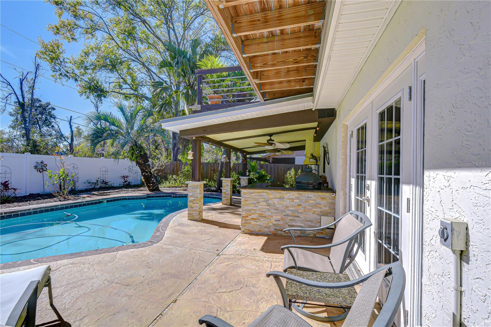 Image 37 of 57 For 5008 Country Hills Drive