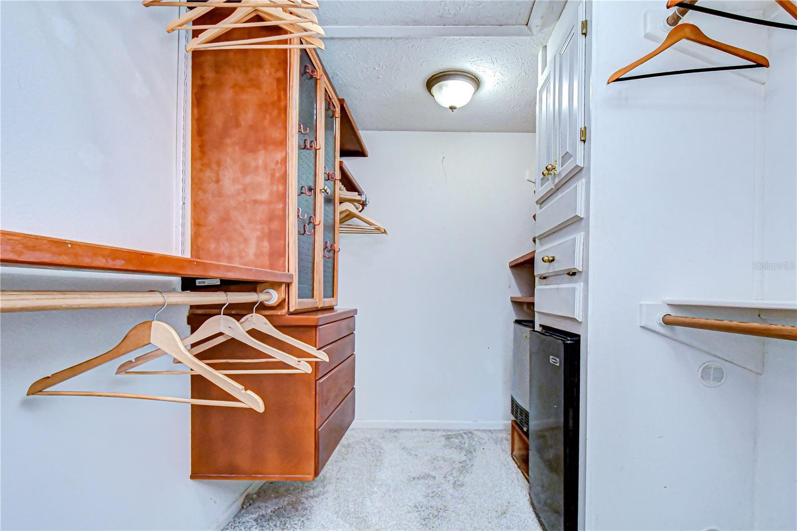 Image 50 of 57 For 5008 Country Hills Drive