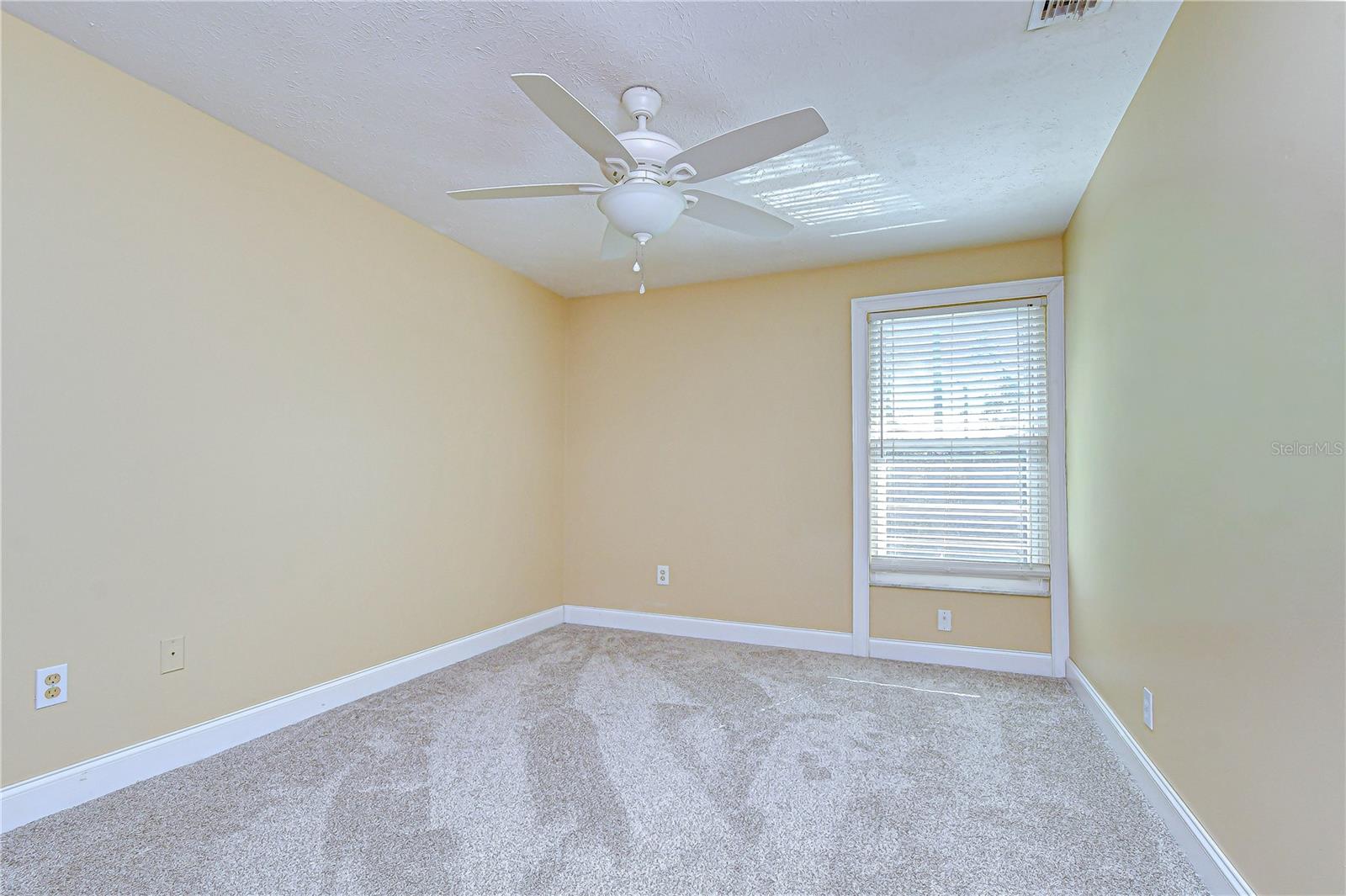 Image 52 of 57 For 5008 Country Hills Drive